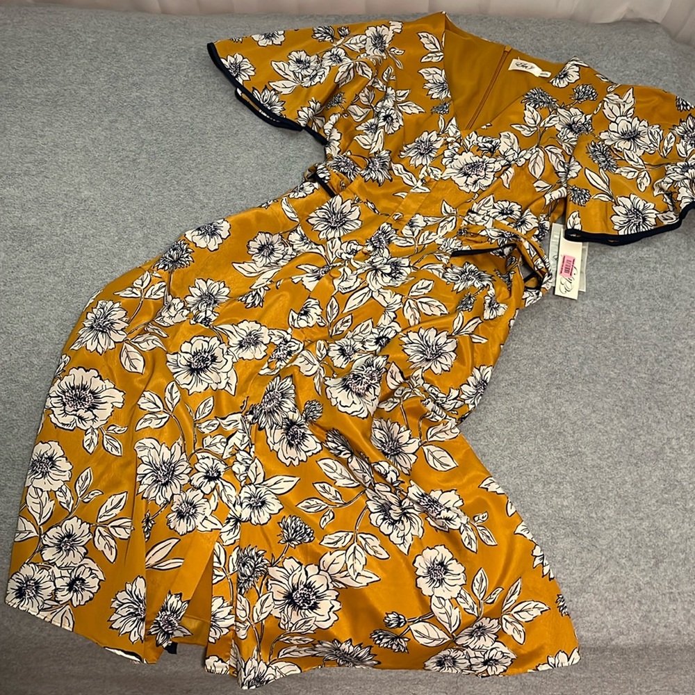 Eliza J Floral Dress Womens Size 8 Mustard Yellow Flutter Sleeve - Picture 9 of 11